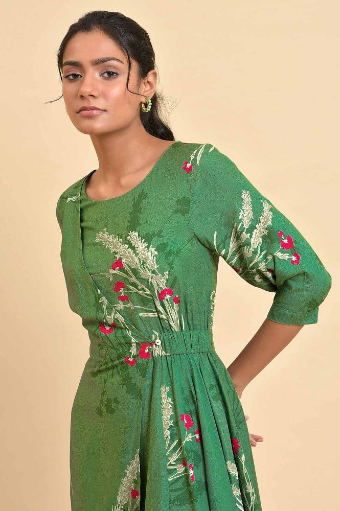 Get Elegant Floral Printed Cotton Flared Dress - stylumin